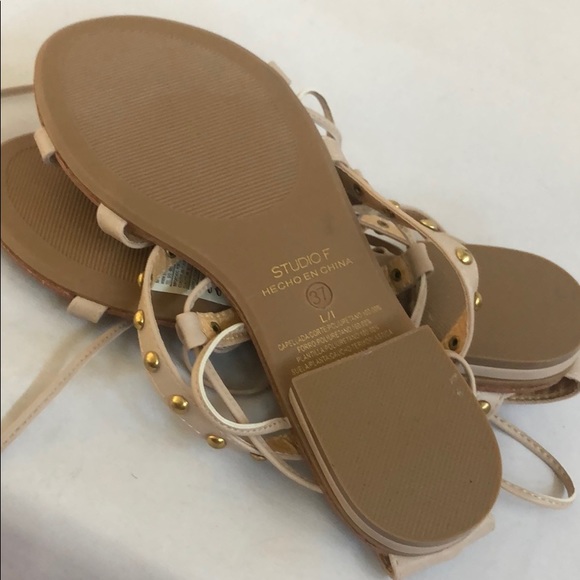 Studio F - Picture 8 of 8